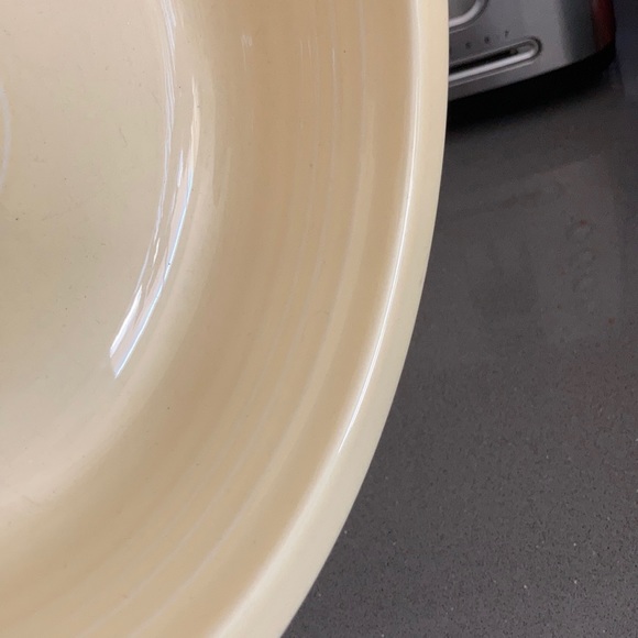 VINTAGE FIESTA RETIRED YELLOW NAPPY BOWL - Picture 3 of 5